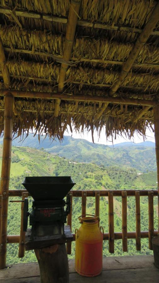 Ecohotel Bordones Isnos ภายนอก รูปภาพ