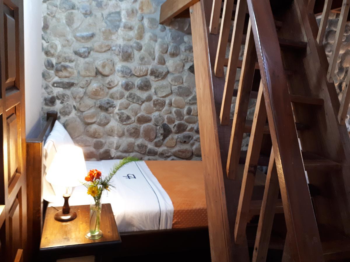 Ecohotel Bordones Isnos ภายนอก รูปภาพ
