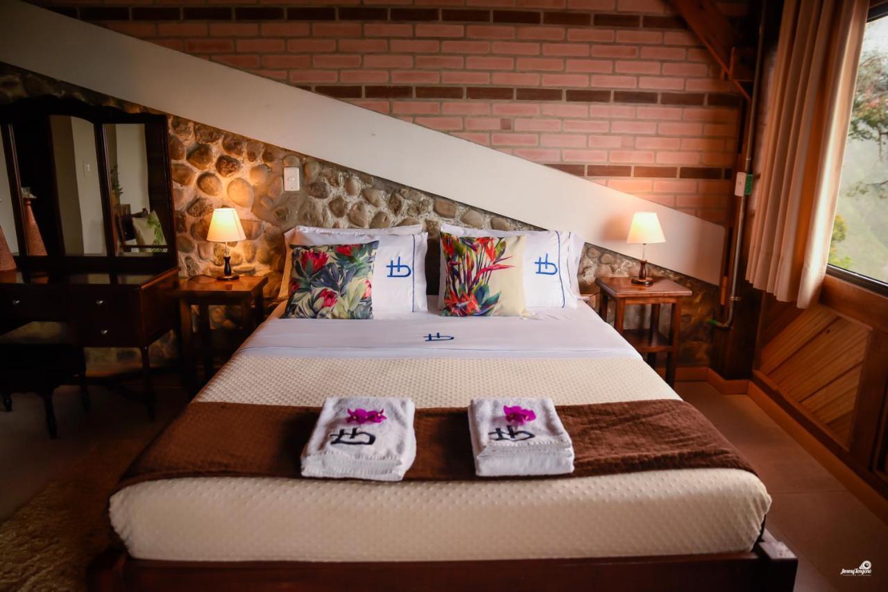 Ecohotel Bordones Isnos ภายนอก รูปภาพ
