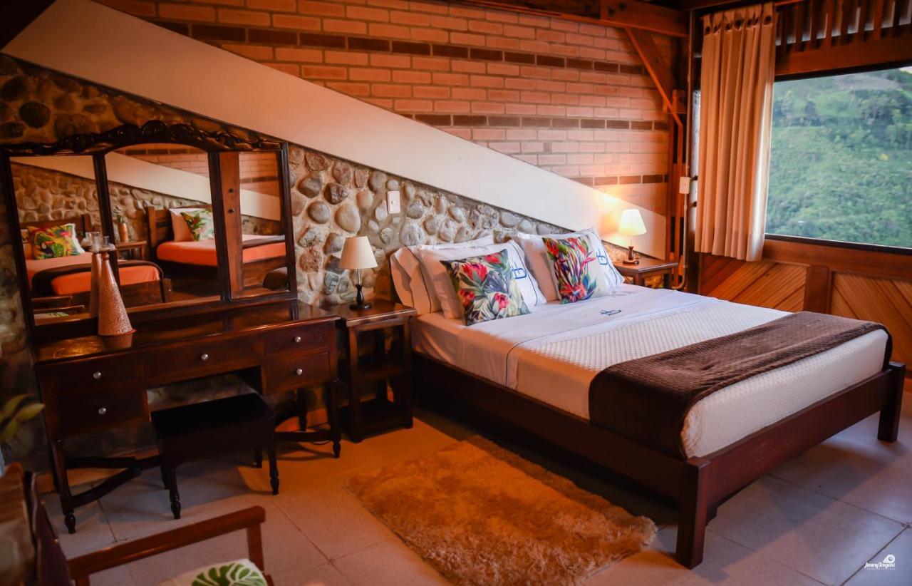 Ecohotel Bordones Isnos ภายนอก รูปภาพ